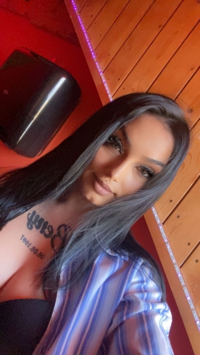 Louisa 22