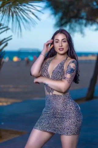 Laura – Escort Girl Berlin – Escort Berlin